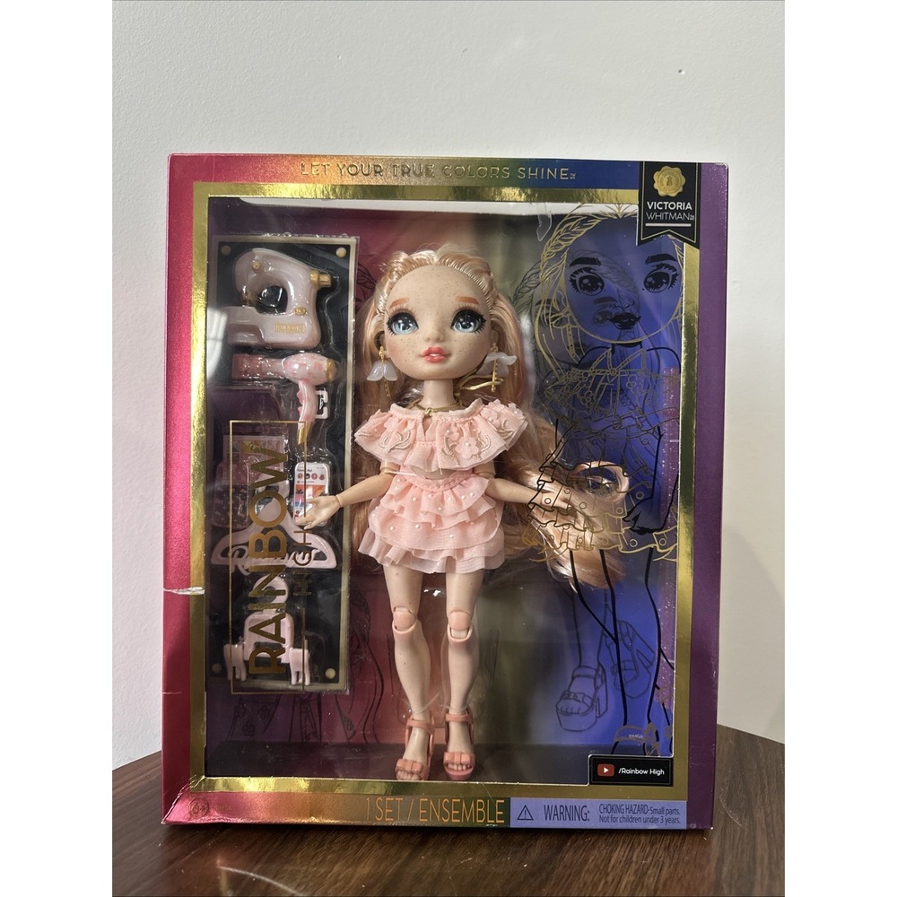 Rainbow High Victoria Whitman Fashion Doll Freckles 2022 With Accessories New